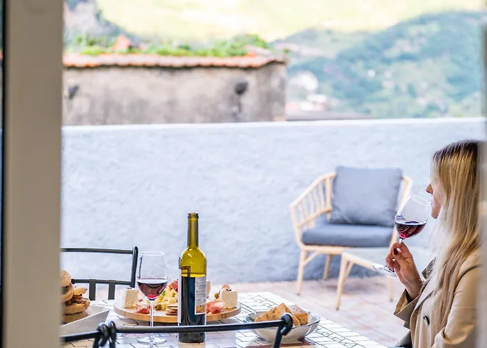 別荘 Quinta Dos Landeiros - Prosa By Homie マシコ